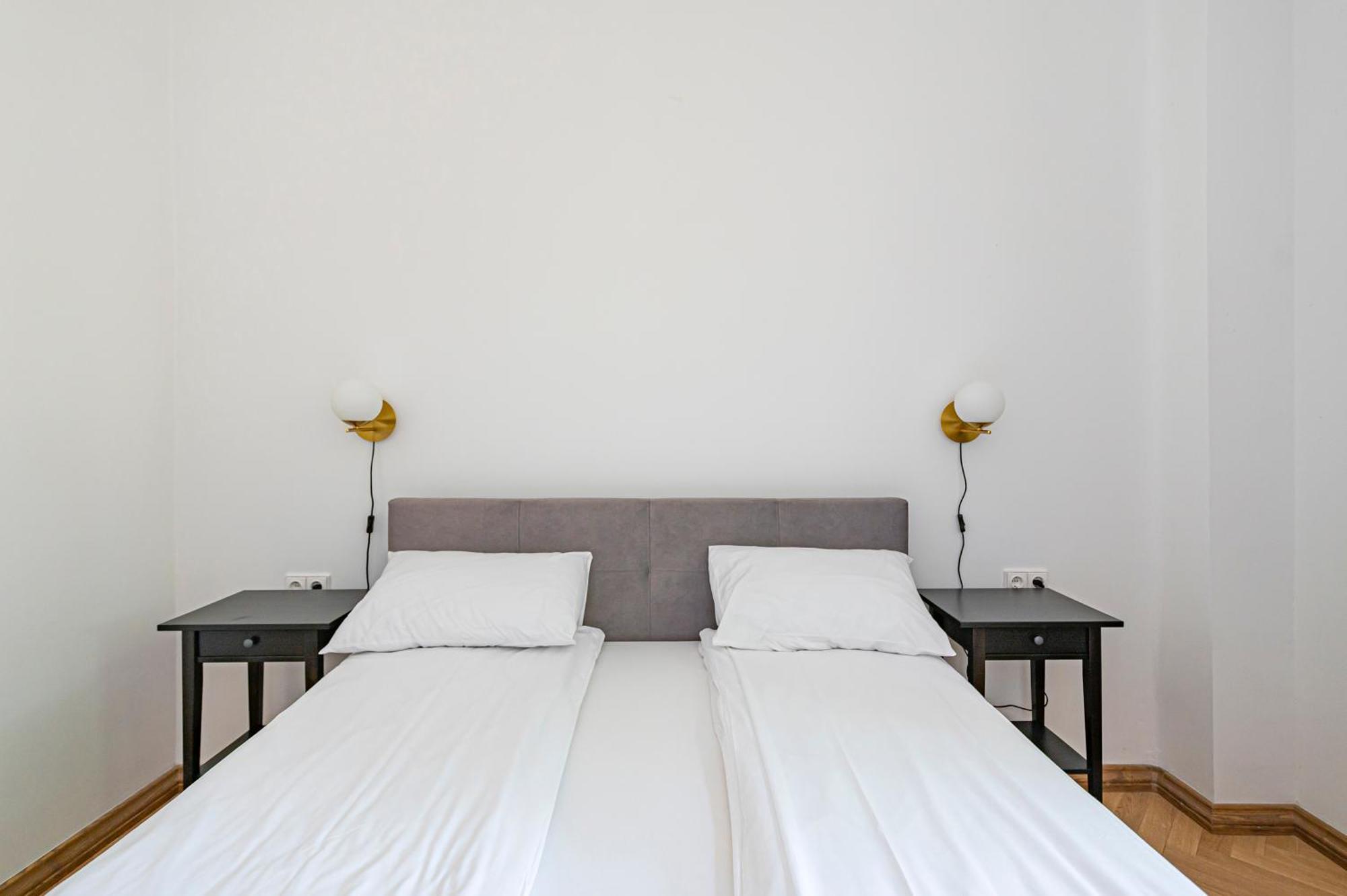 Park Avenue Apartments By Hostlovers Kaunas Exterior photo